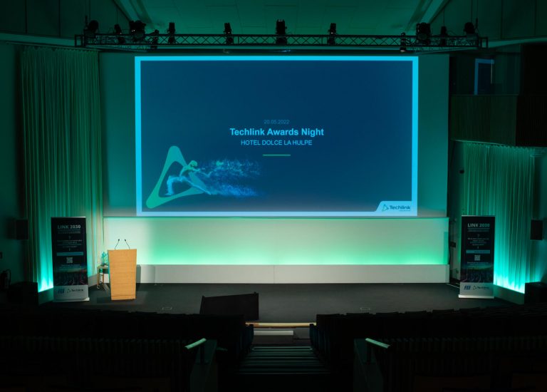 TECHLINK_AWARDS-awards-speech-0372