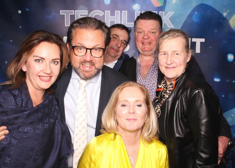 Techlink-awards-night-2023-photobox120.jpg
